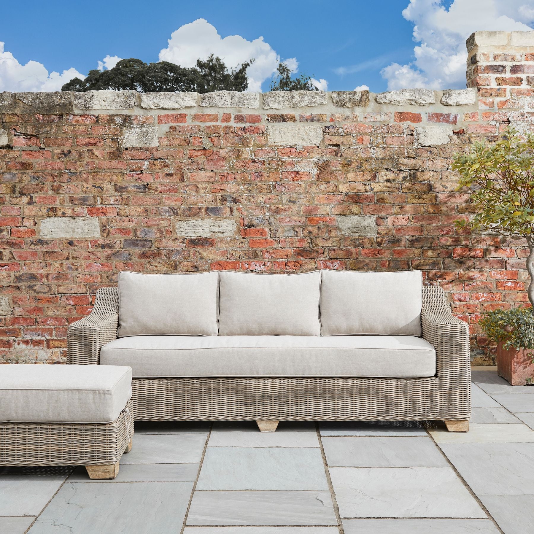 Capri Collection Outdoor Three Seater Sofa - HUS & CO.